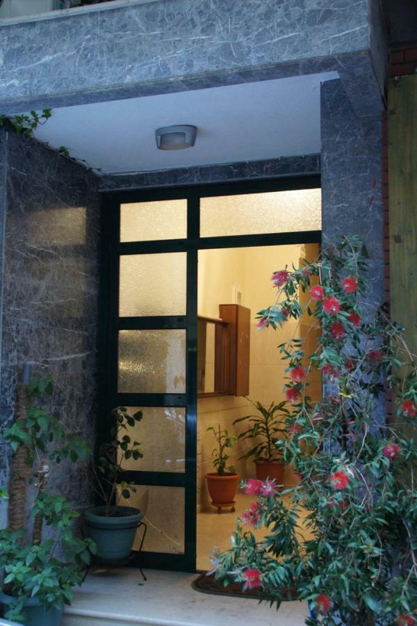 Cosy Downtown Studio - Suite Komotiní Exterior foto